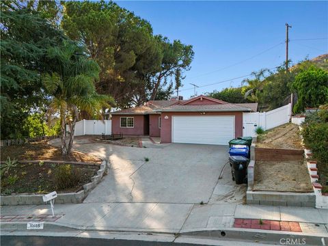 10685 Ledeen Drive Lakeview Terrace CA 91342
