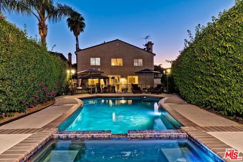 5320 Otis Avenue Tarzana CA 91356