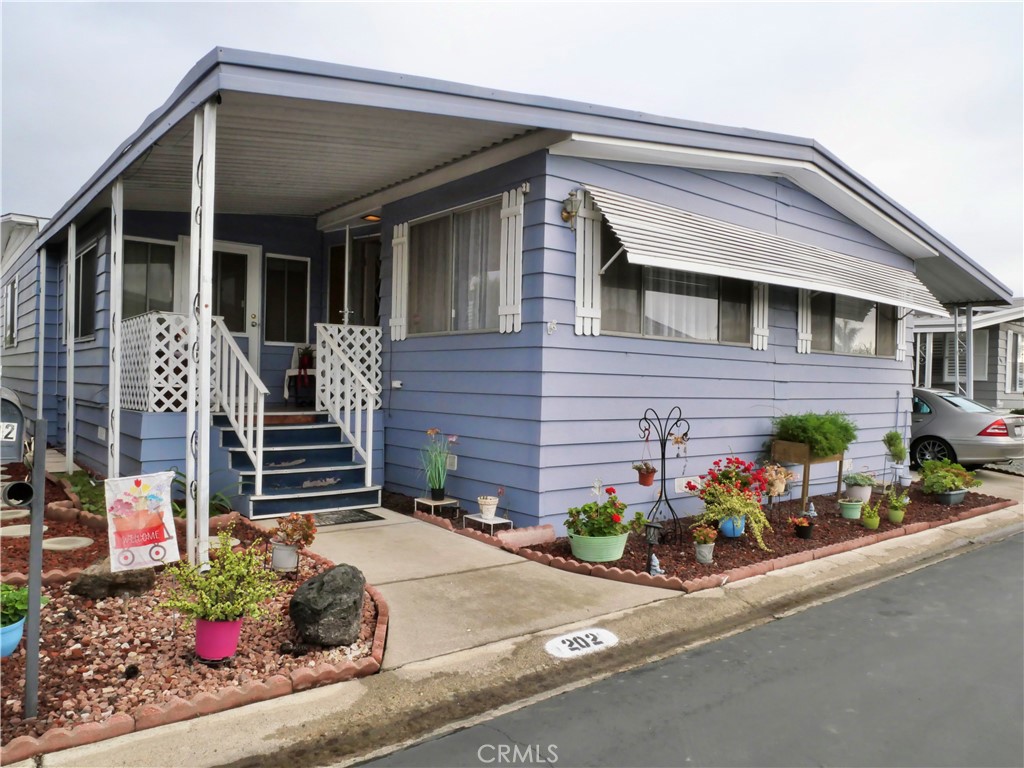 24921 Muirlands Boulevard 202