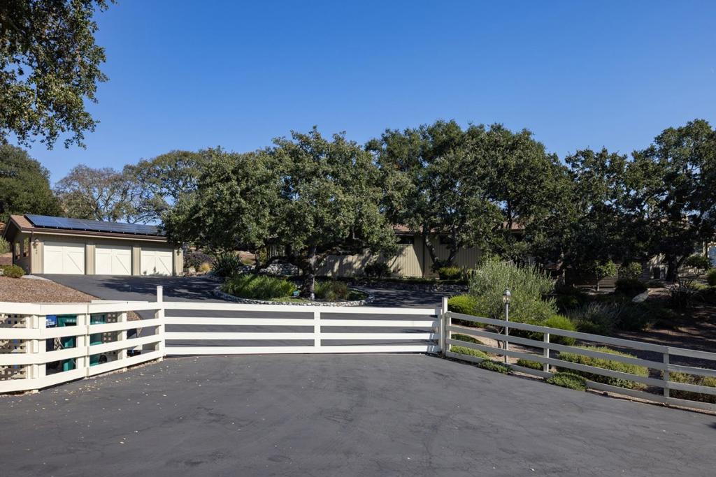245 Vista Verde