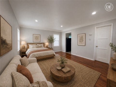 Photo of 5646 3/4 Farmdale Avenue, North Hollywood, CA 91601 (MLS # SR26186356)