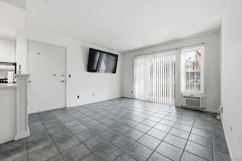 5918 Rancho Mission 59
