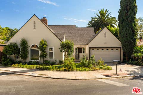 Photo of 3141 E La Suvida Drive, Los Angeles, CA 90068 (MLS # 26870629)