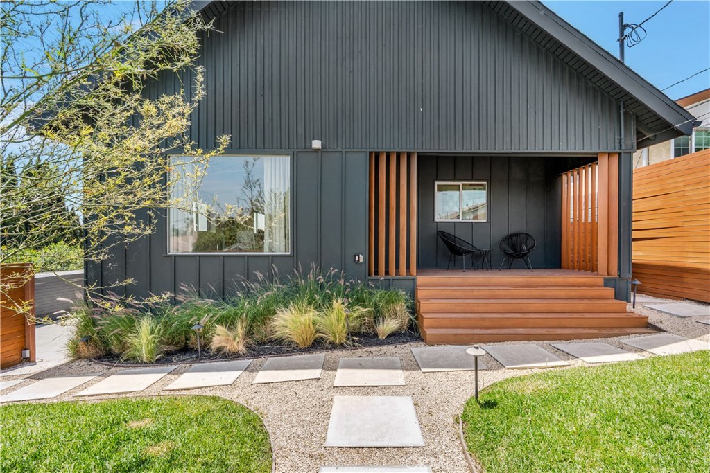 Properties 2 2240 Ewing Street