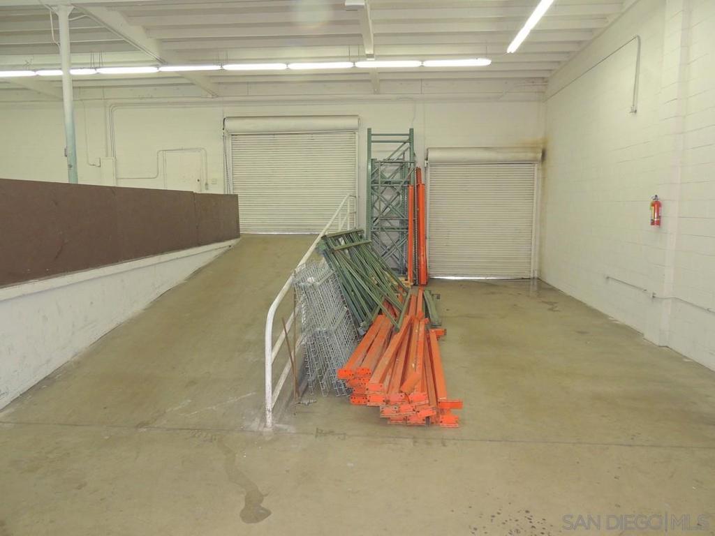706 A Ave
