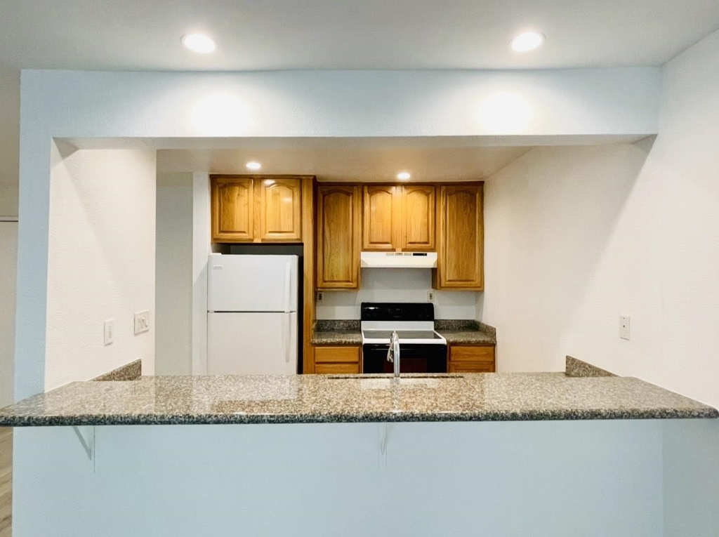 13700 13700 SAN PABLO AVE 1210