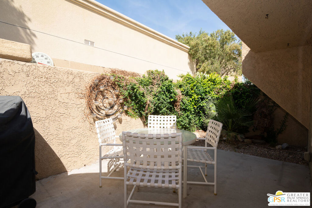 Desert Palm Villas - Residential