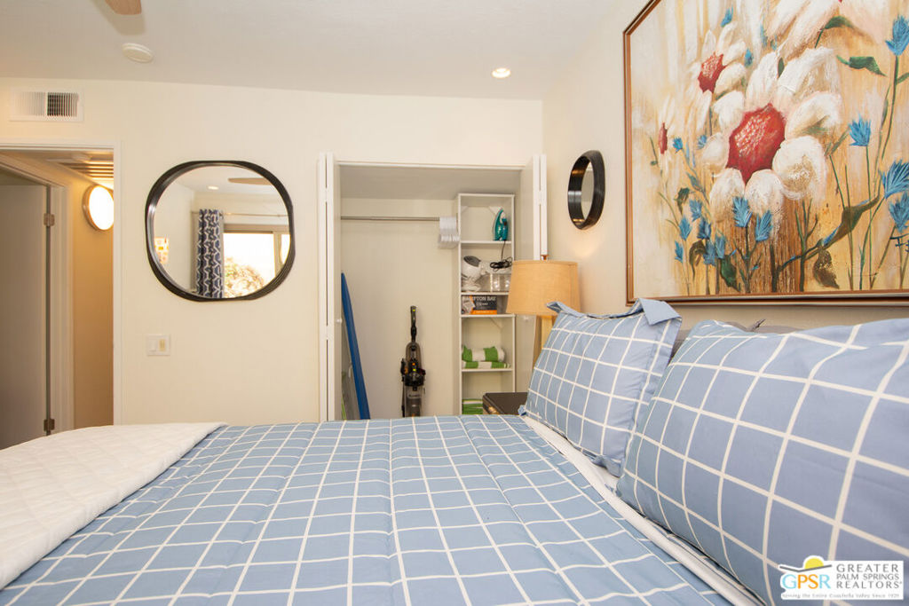 Desert Palm Villas - Residential