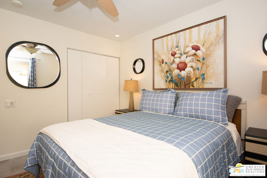 Desert Palm Villas - Residential