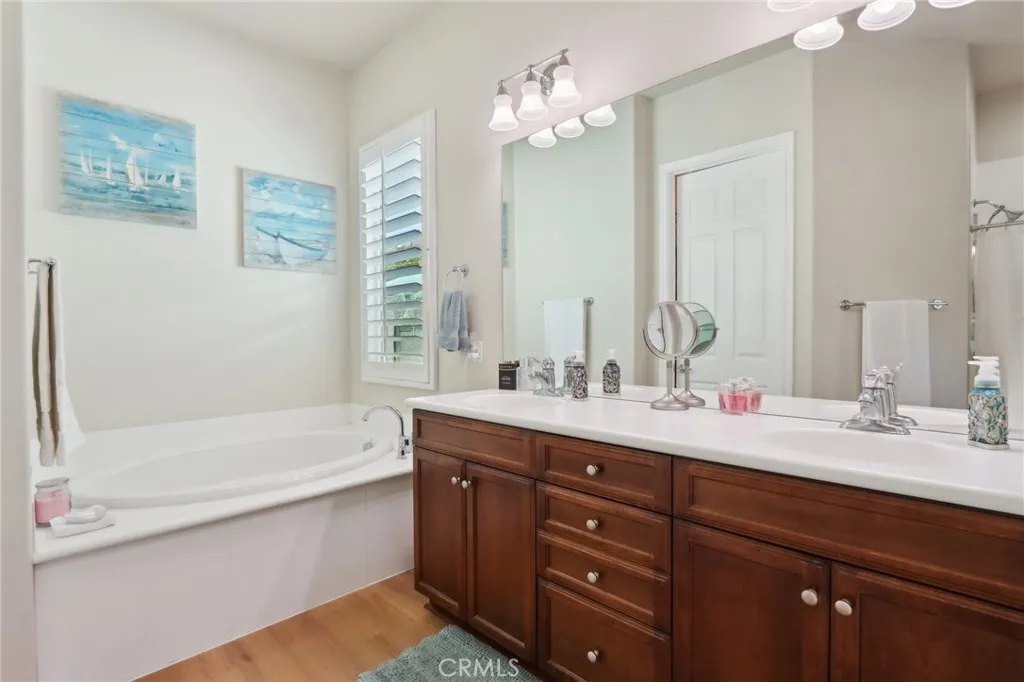 Hemet, California 92545, United States, 2 Bedrooms Bedrooms, ,2 BathroomsBathrooms,Residential,Active,131604