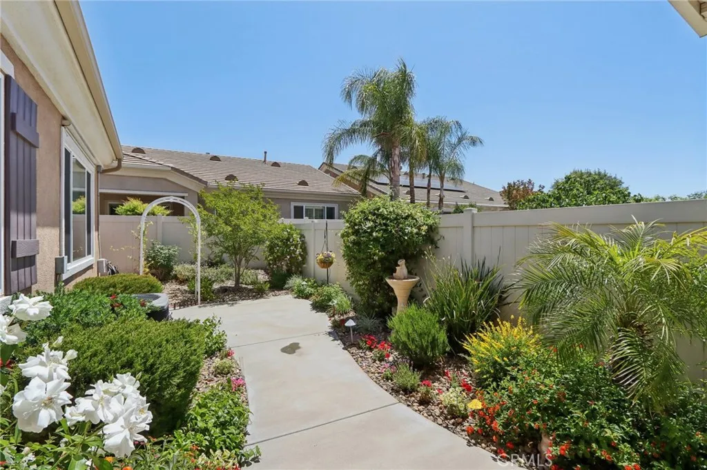 Hemet, California 92545, United States, 2 Bedrooms Bedrooms, ,2 BathroomsBathrooms,Residential,Active,131604