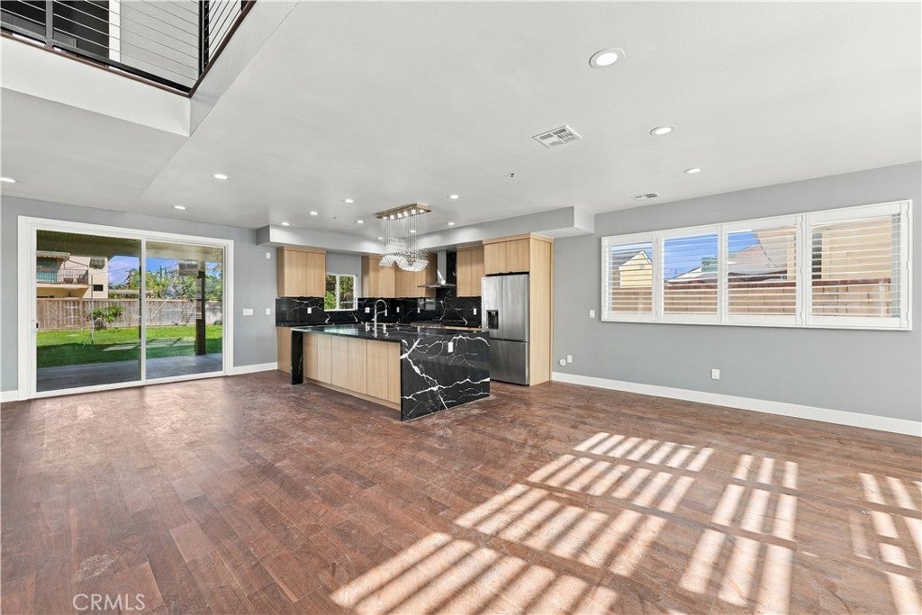 4716 Graywood