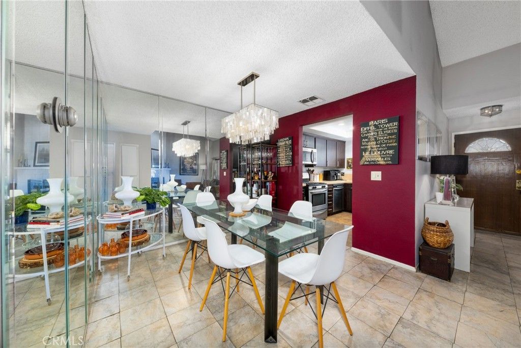 Photo of 7301 Balboa Boulevard #8, Van Nuys, CA 91406 (MLS # CV25164801)