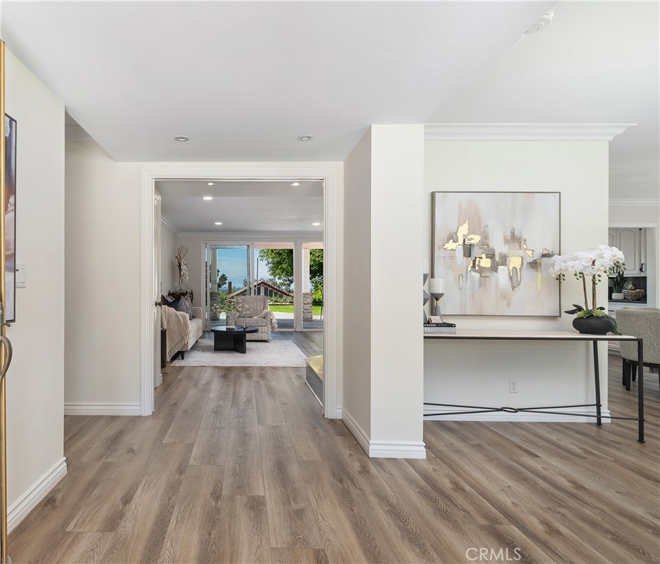 2120 E White Lantern Lane