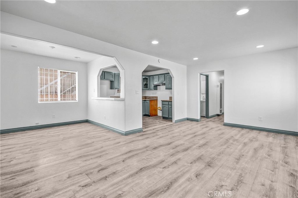 3232 W Vernon Avenue