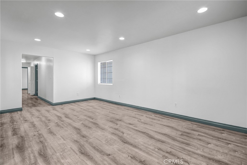 3232 W Vernon Avenue