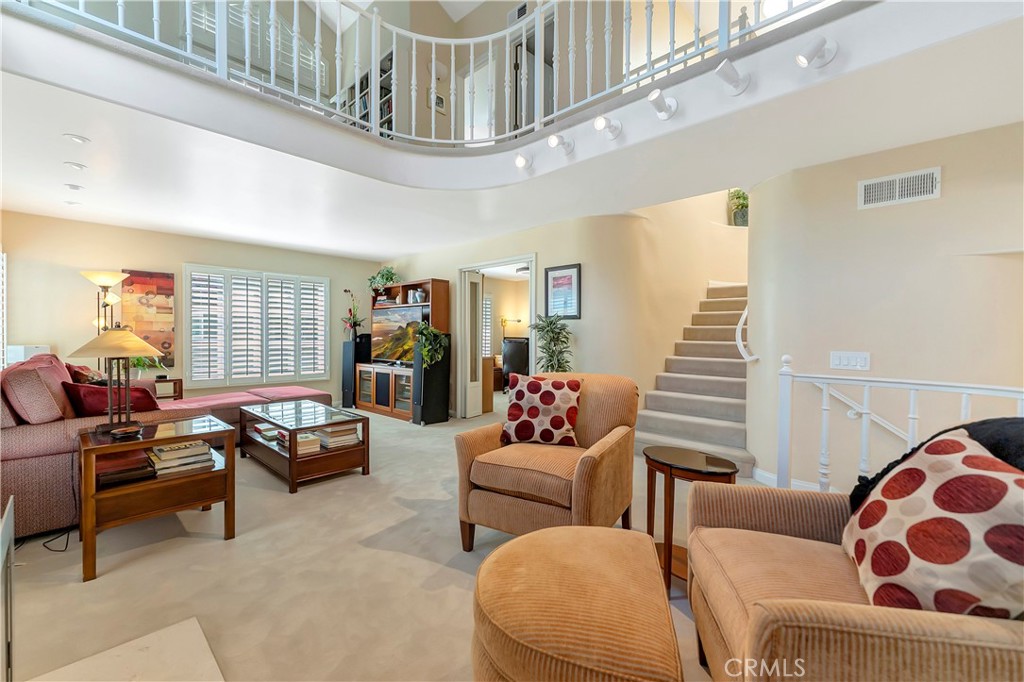 19362 Maidstone Lane