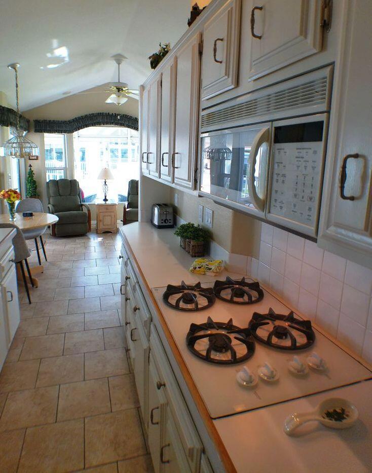 Rancho Casa Blanca - Manufactured In Park