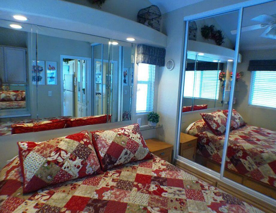 Rancho Casa Blanca - Manufactured In Park