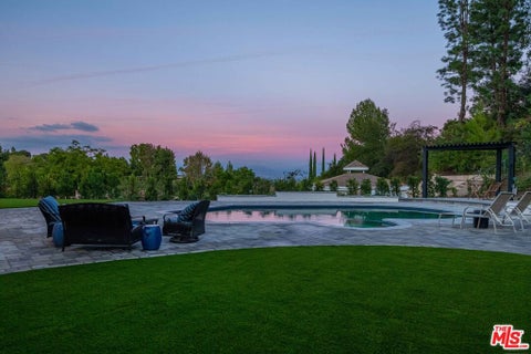 Photo of 19970 Greenbriar Drive, Tarzana, CA 91356 (MLS # 26105160)