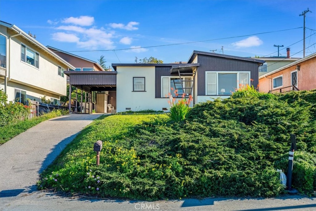 2270 Ironwood Avenue