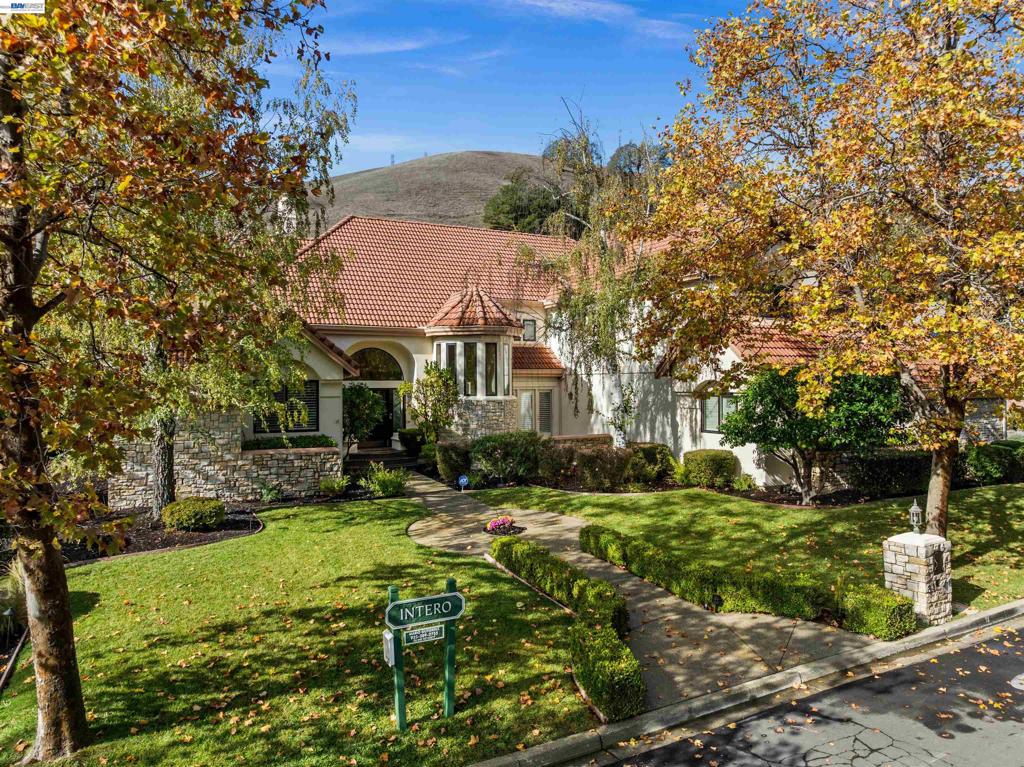 3146 Blackhawk Meadow Drive