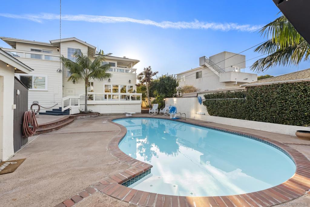 Ocean Beach - Residential