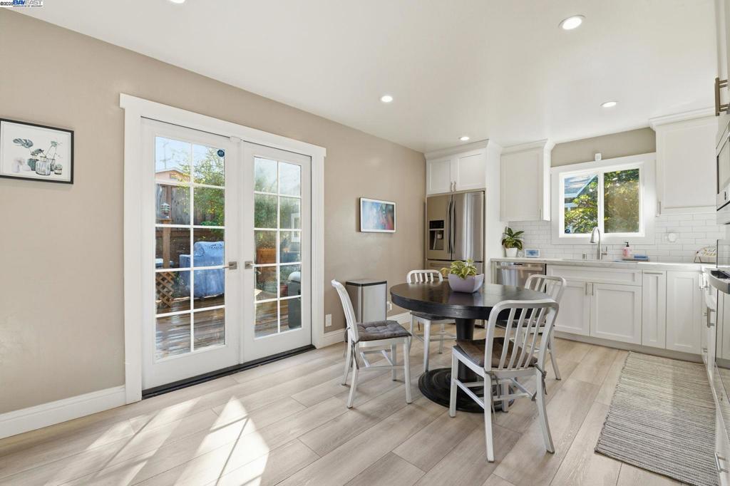 CLAYTON V.HILNDS - Residential