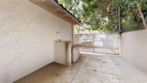 Tiny photo for 6616 Julie LN, West Hills, CA 91307 (MLS # SR26227304)