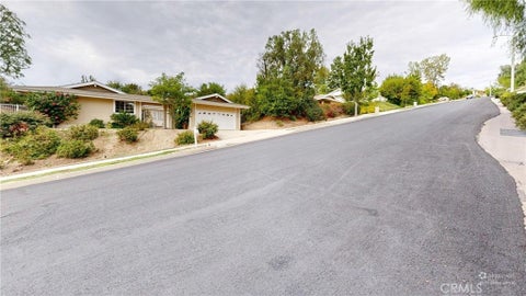 Tiny photo for 6616 Julie LN, West Hills, CA 91307 (MLS # SR26227304)