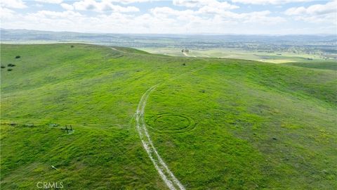 Tiny photo for 0 Yosemite Place, Paso Robles, CA 93446 (MLS # NS26030240)