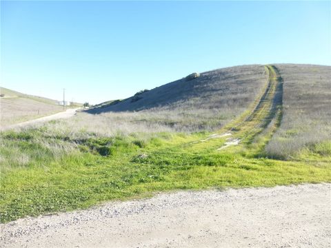 Tiny photo for 0 Yosemite Place, Paso Robles, CA 93446 (MLS # NS26030240)