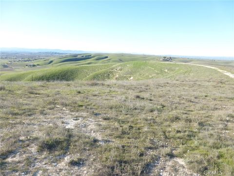 Tiny photo for 0 Yosemite Place, Paso Robles, CA 93446 (MLS # NS26030240)
