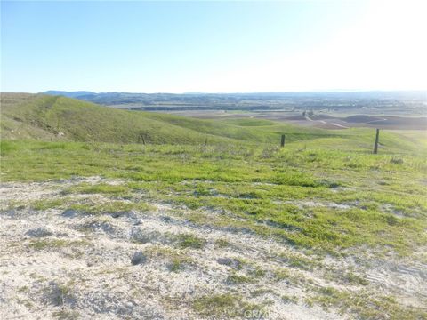 Tiny photo for 0 Yosemite Place, Paso Robles, CA 93446 (MLS # NS26030240)