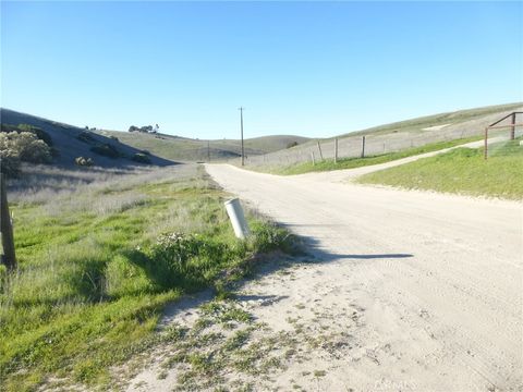Tiny photo for 0 Yosemite Place, Paso Robles, CA 93446 (MLS # NS26030240)