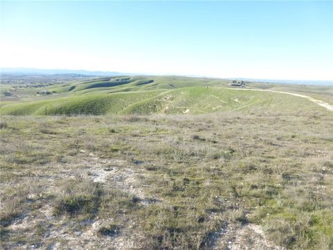 Tiny photo for 0 Yosemite Place, Paso Robles, CA 93446 (MLS # NS26030240)