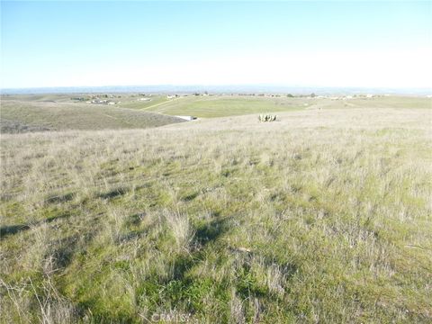 Tiny photo for 0 Yosemite Place, Paso Robles, CA 93446 (MLS # NS26030240)