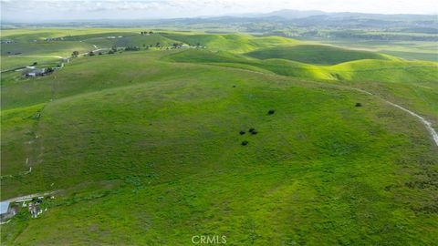 Tiny photo for 0 Yosemite Place, Paso Robles, CA 93446 (MLS # NS26030240)