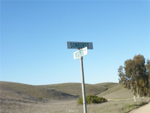 Tiny photo for 0 Yosemite Place, Paso Robles, CA 93446 (MLS # NS26030240)