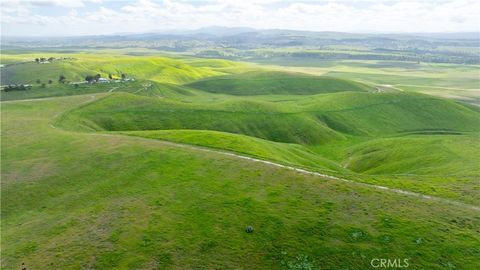 Tiny photo for 0 Yosemite Place, Paso Robles, CA 93446 (MLS # NS26030240)