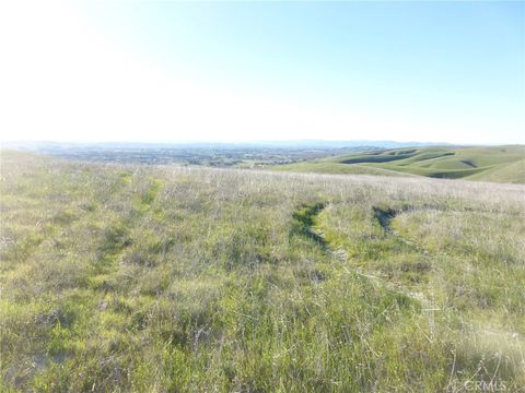 Tiny photo for 0 Yosemite Place, Paso Robles, CA 93446 (MLS # NS26030240)