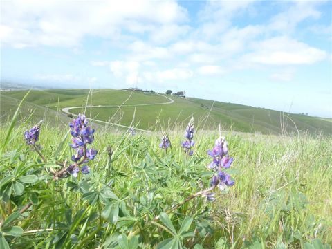 Tiny photo for 0 Yosemite Place, Paso Robles, CA 93446 (MLS # NS26030240)