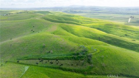 Tiny photo for 0 Yosemite Place, Paso Robles, CA 93446 (MLS # NS26030240)