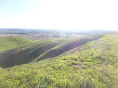 Tiny photo for 0 Yosemite Place, Paso Robles, CA 93446 (MLS # NS26030240)