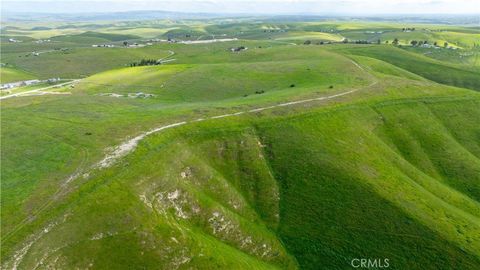 Tiny photo for 0 Yosemite Place, Paso Robles, CA 93446 (MLS # NS26030240)