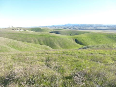 Tiny photo for 0 Yosemite Place, Paso Robles, CA 93446 (MLS # NS26030240)