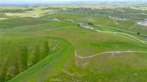 Tiny photo for 0 Yosemite Place, Paso Robles, CA 93446 (MLS # NS26030240)