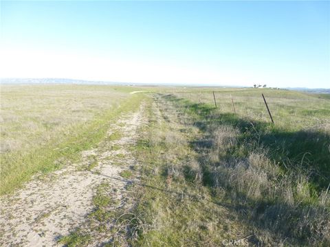 Tiny photo for 0 Yosemite Place, Paso Robles, CA 93446 (MLS # NS26030240)