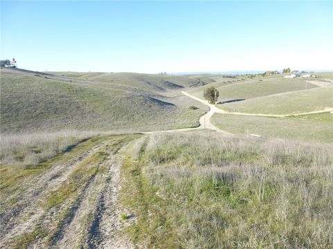 Tiny photo for 0 Yosemite Place, Paso Robles, CA 93446 (MLS # NS26030240)