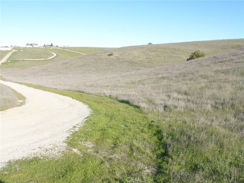 Tiny photo for 0 Yosemite Place, Paso Robles, CA 93446 (MLS # NS26030240)